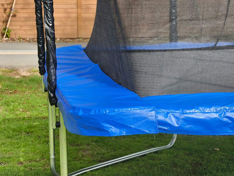 Mako Air 5x7ft Rectangular Trampoline with Safety Enclosure Blue FREE Ladder & Basketball Game - Image 3