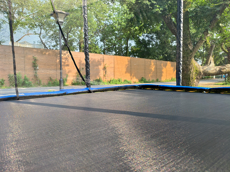 Mako Air 7x 9ft Rectangular Trampoline with Safety Enclosure Blue FREE Ladder & Basketball Game - Image 9