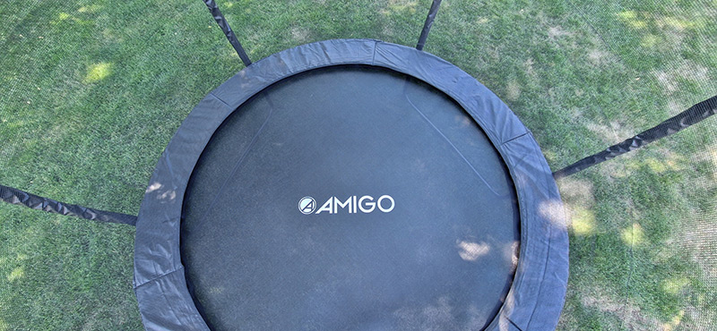 Mako Amigo 8ft Trampoline with Enclosure and Basketball Free Shoe Tidy & Ladder – Blue - Image 9
