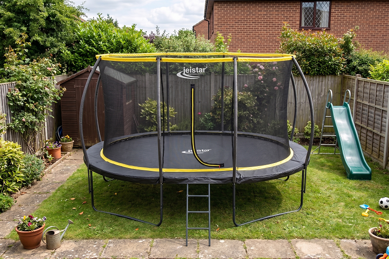 Mako Air Orbit 7x10ft Oval Trampoline With Safety Enclosure Free Ladder Cover & Anchor Kit